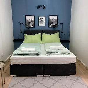 Summer Dream - Air Conditioned Balcony Flat On 2 Floors Apartment