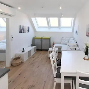 City-center Rooftop-apartment Apartment